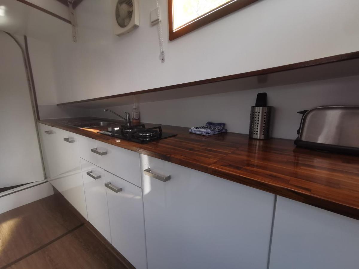 Waterloo Square River Vieuw Houseboat أمستردام المظهر الخارجي الصورة